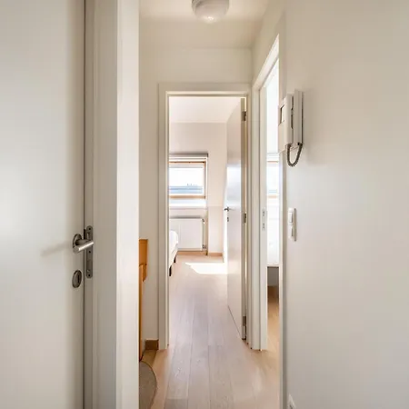 아파트 Coastal Retreat With Balcony, Cleaning Included 코크시데